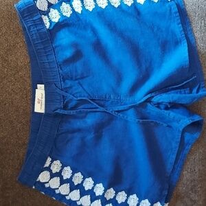 Women's vineyard Vines shorts size small